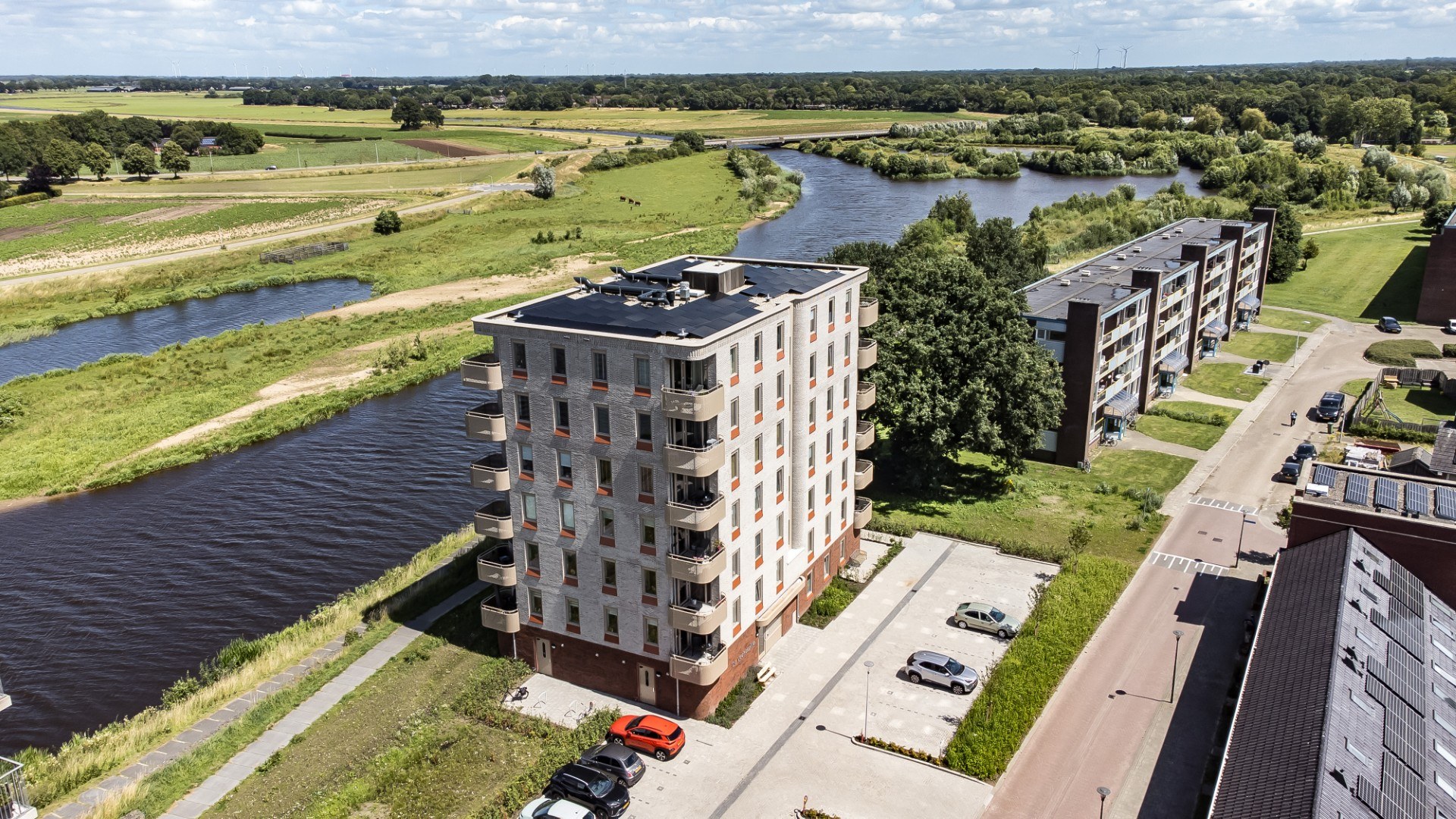 77f2dff4 96fb 4f84 860e ee63a007edf5