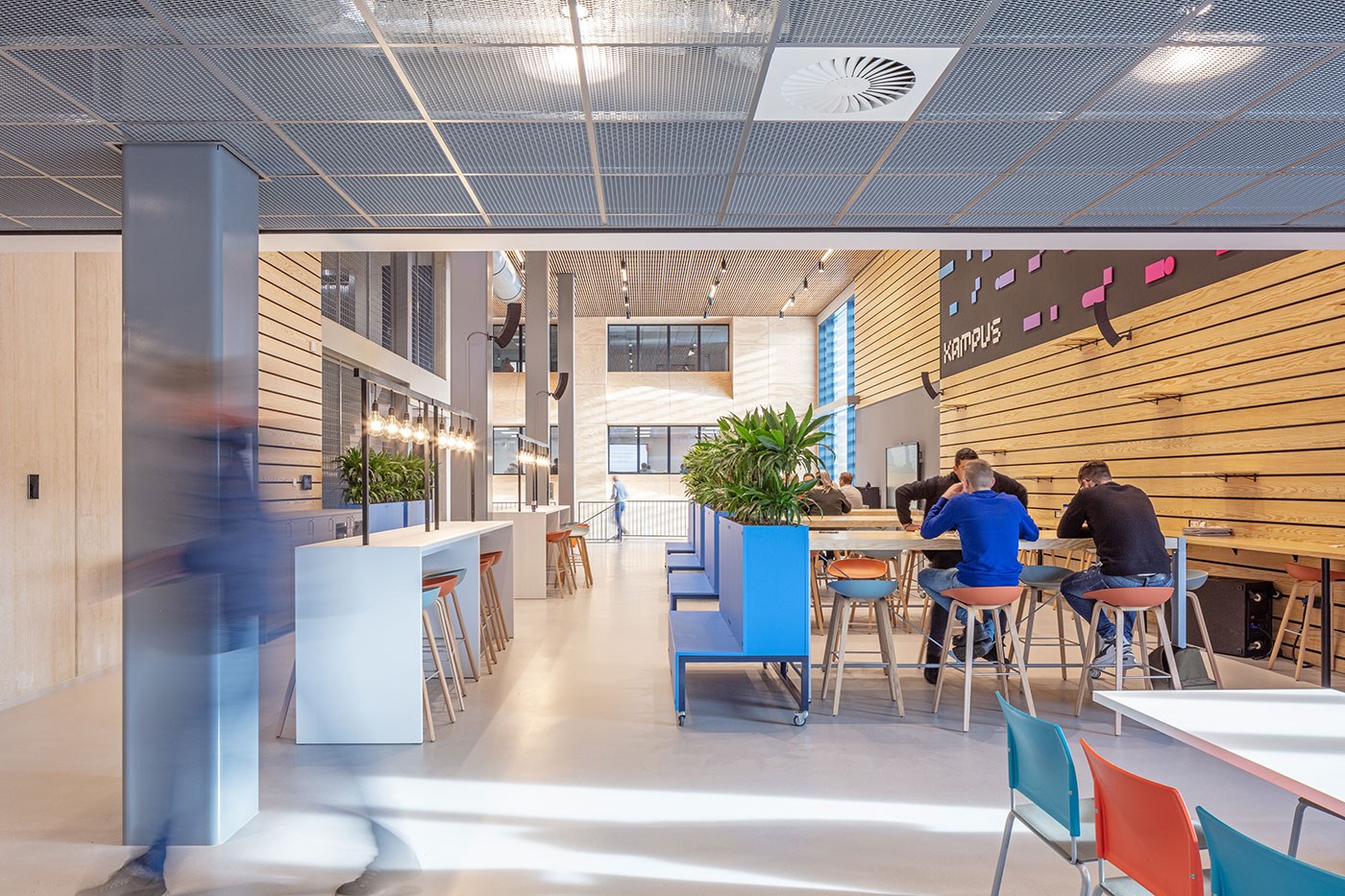 RIJSSEN KAMPUS 10 4 R8 A7115 web